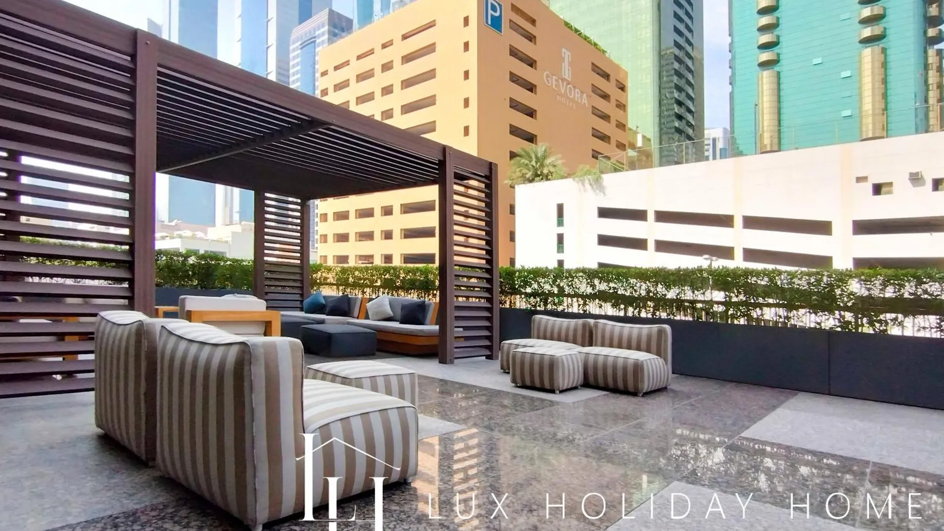 Lux The Elegant Difc Suite 2 Dubai