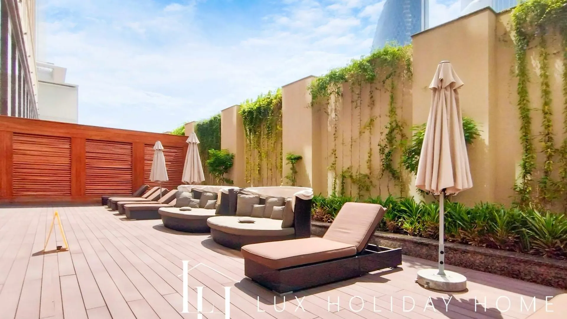 Lux The Elegant Difc Suite 2 Dubai Apartment